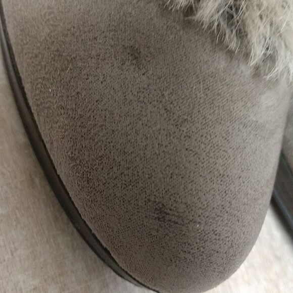 👍 Elle Faux Fur Suede Heels Size 8.5. A6 - Picture 4 of 10